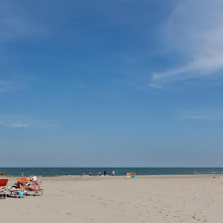 Lido Degli Estensi Flat A Due Passi Dalla Spiaggia Llido Degli Estensi Exterior photo