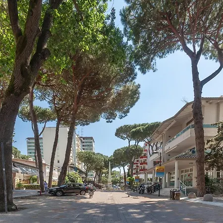 Lido Degli Estensi Flat A Due Passi Dalla Spiaggia Llido Degli Estensi Exterior photo